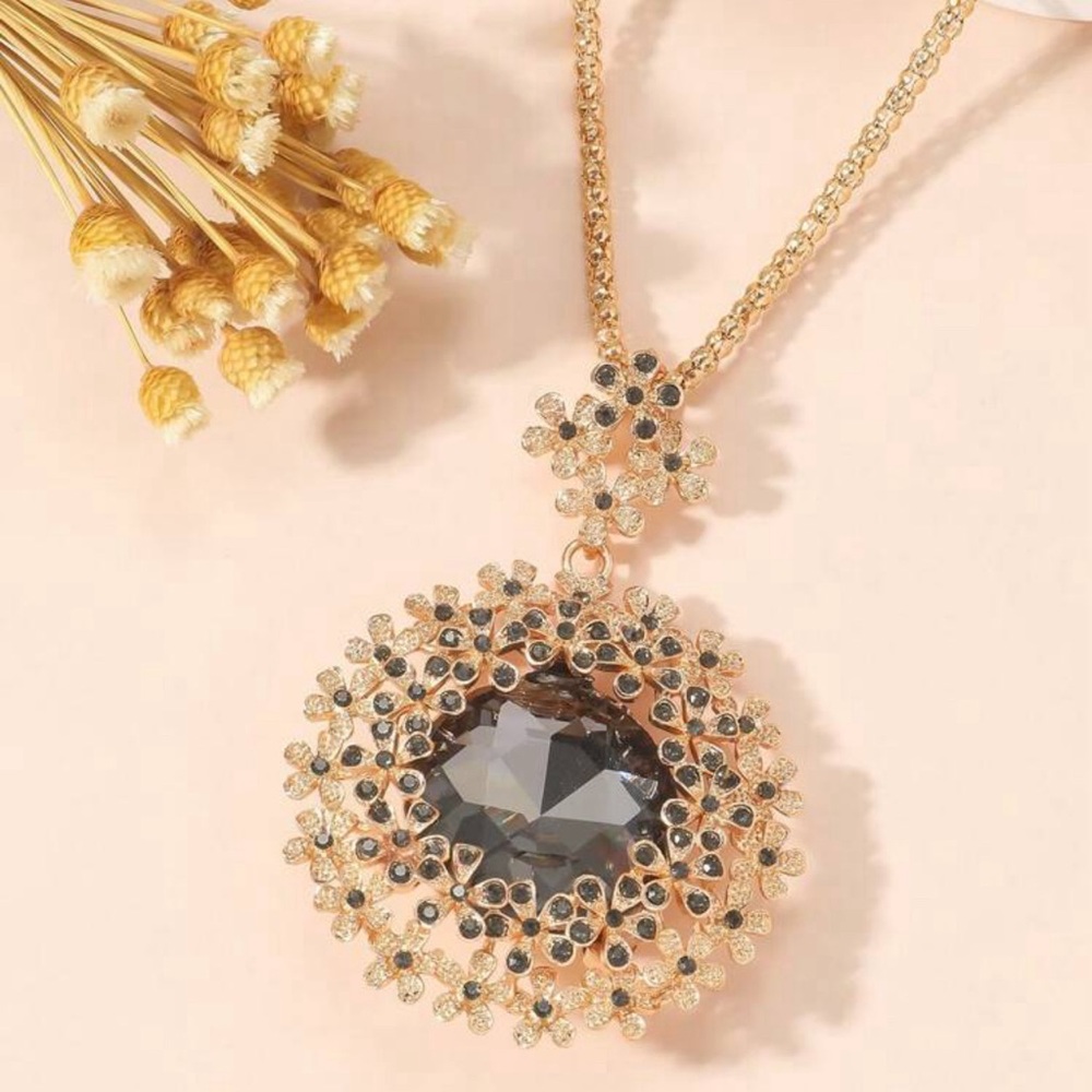 Floral Gemstone Pendant Necklace